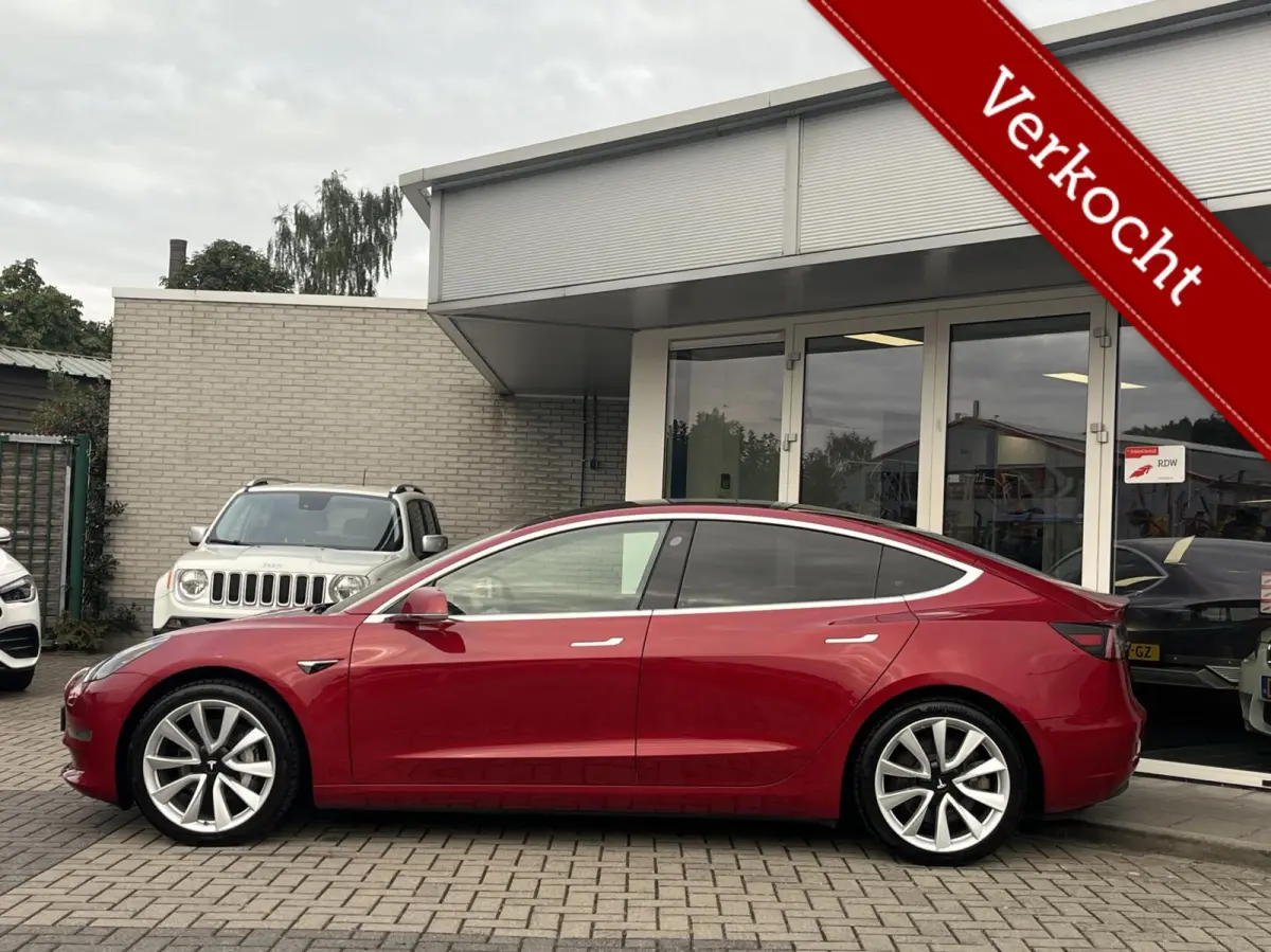 Long Range AWD 75 kWh 352PK PERFORMANCE VELG