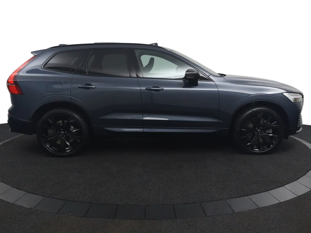 T6 AWD Ultra Black Edition | SoH 100% | Luchtvering | Trekhaak | Snel Beschikbaar | Harman/Kardon |