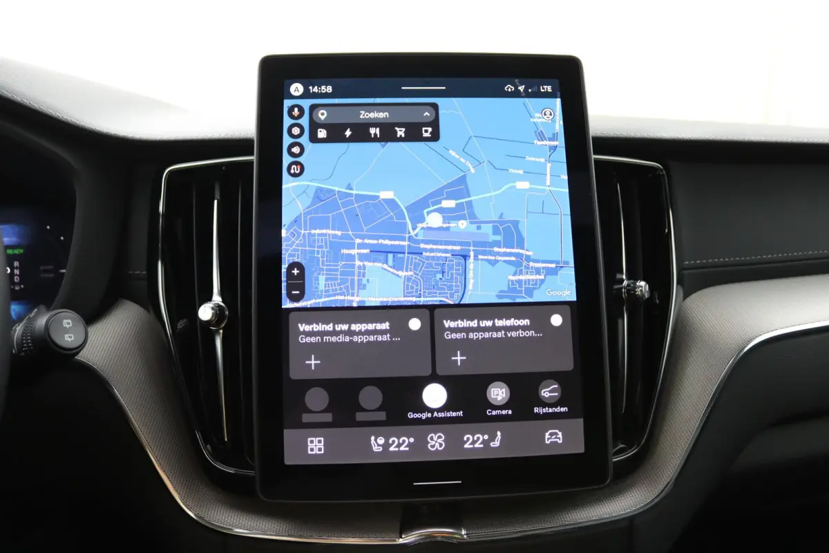 T6 AWD Ultra Black Edition | SoH 100% | Luchtvering | Trekhaak | Snel Beschikbaar | Harman/Kardon |