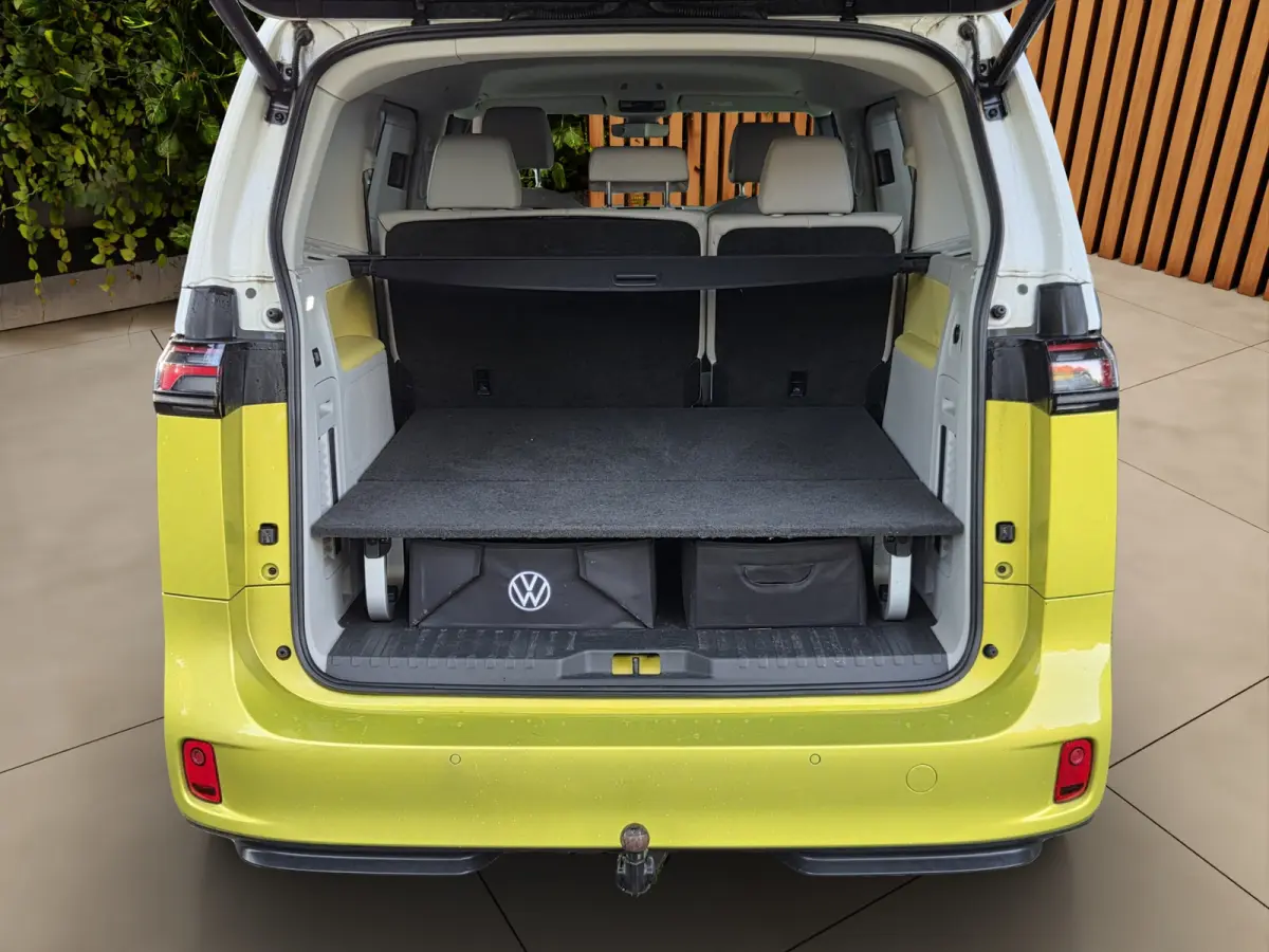 Pro 8 Intro 77kWh | Trekhaak | Massage | Elekt. deuren | Camera | 21" Velgen