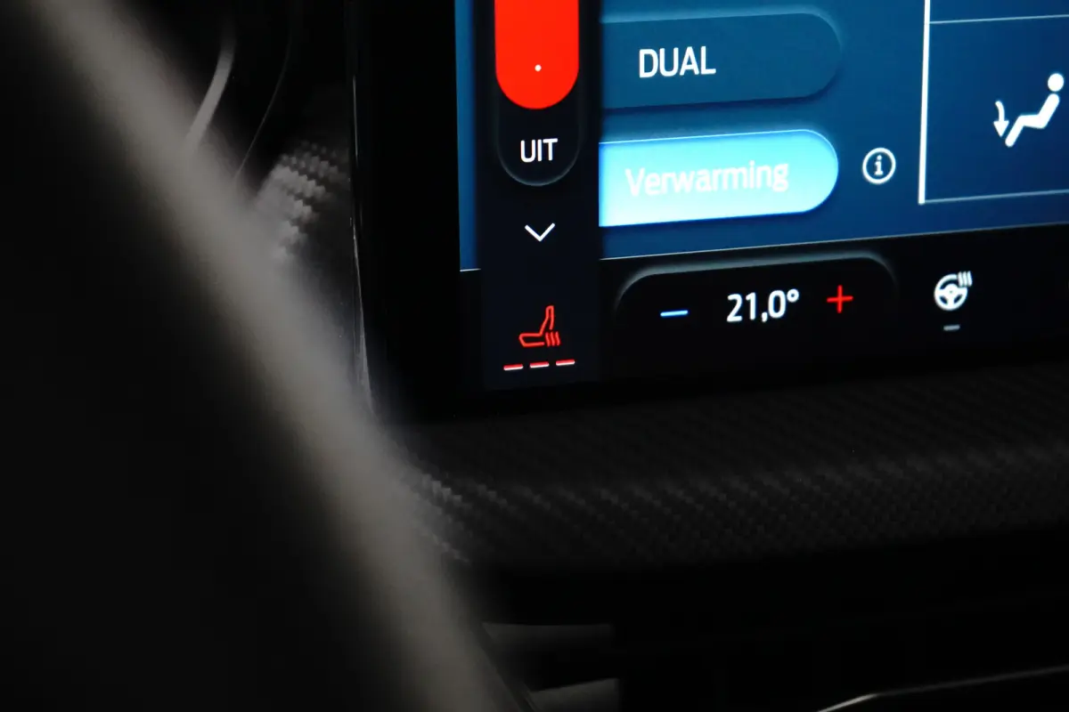 Plug-In Hybrid ST-Line X 243pk | Elekt. Wegklapbare Trekhaak | Adaptive Cruise | Dodehoek Detectie | Head-Up | Matrix-Led | Winterpack