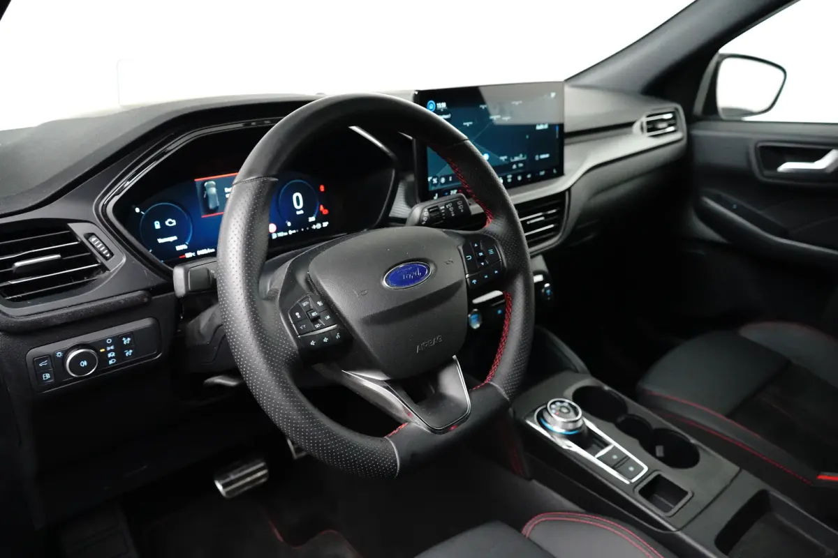 Plug-In Hybrid ST-Line X 243pk | Elekt. Wegklapbare Trekhaak | Adaptive Cruise | Dodehoek Detectie | Head-Up | Matrix-Led | Winterpack