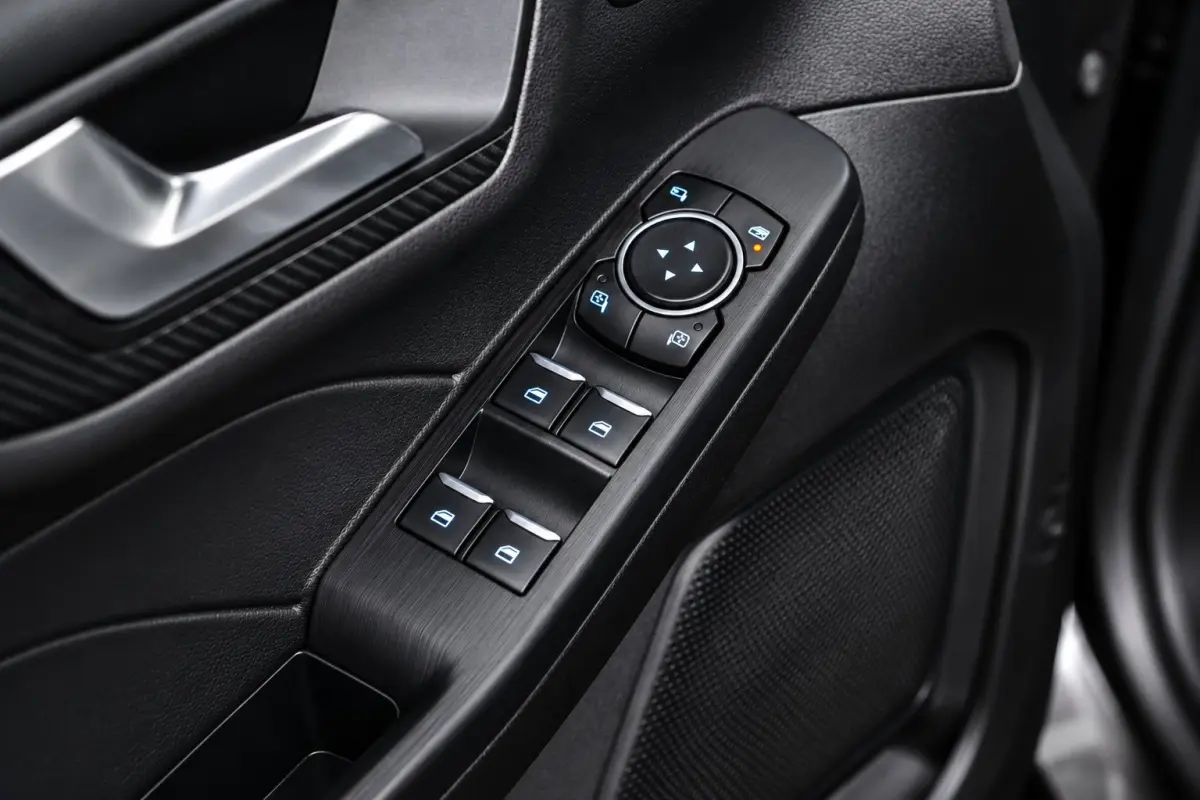 Plug-In Hybrid ST-Line X 243pk | Elekt. Wegklapbare Trekhaak | Adaptive Cruise | Dodehoek Detectie | Head-Up | Matrix-Led | Winterpack