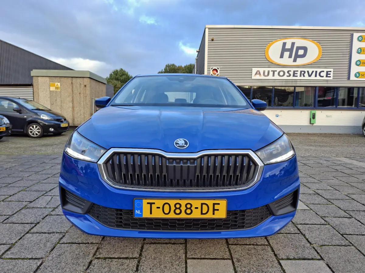 1.0 TSI Active Snelheidsbegr./Full LED/15inch LM/All Seasons/Origineel NL-auto 26.245km met NAP!