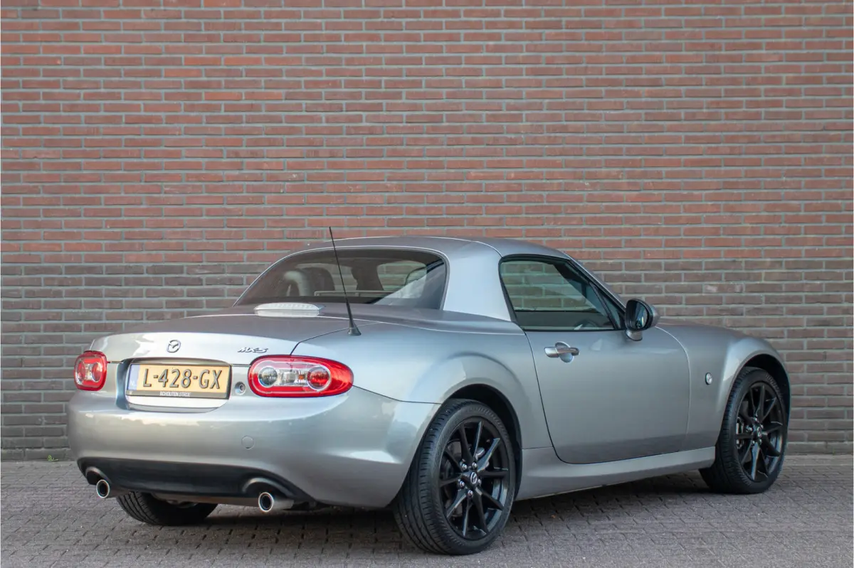 2.0 Center-Line, 44.000km, Leder, Bose, Stoelverwarming, Climate control, Cruise control.