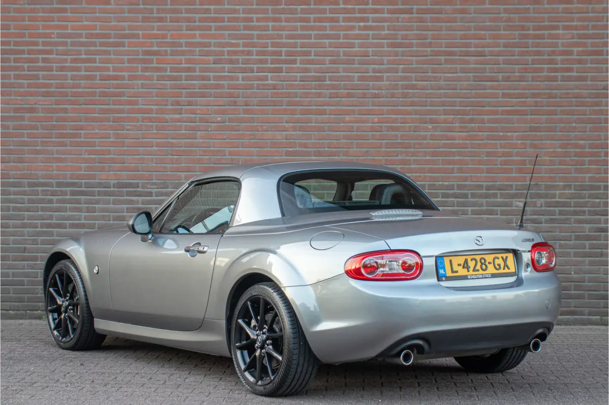 2.0 Center-Line, 44.000km, Leder, Bose, Stoelverwarming, Climate control, Cruise control.