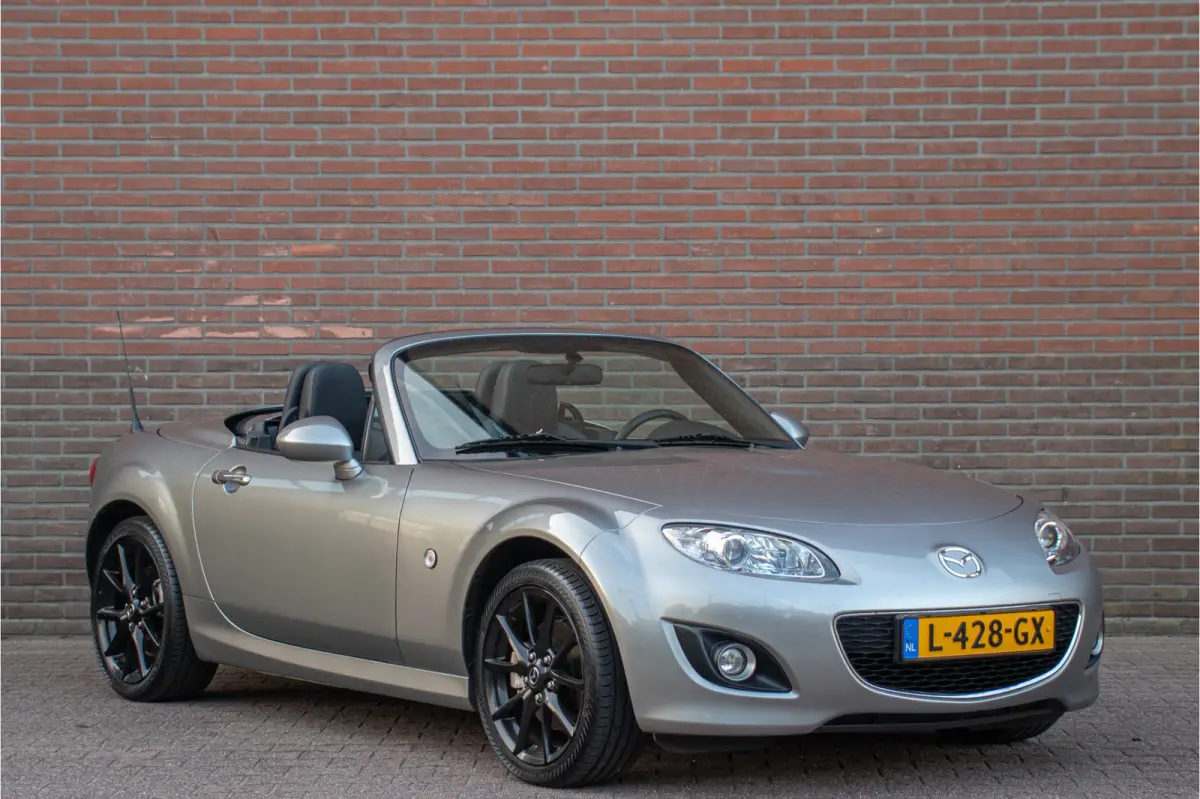 2.0 Center-Line, 44.000km, Leder, Bose, Stoelverwarming, Climate control, Cruise control.