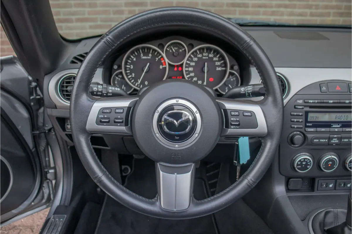 2.0 Center-Line, 44.000km, Leder, Bose, Stoelverwarming, Climate control, Cruise control.