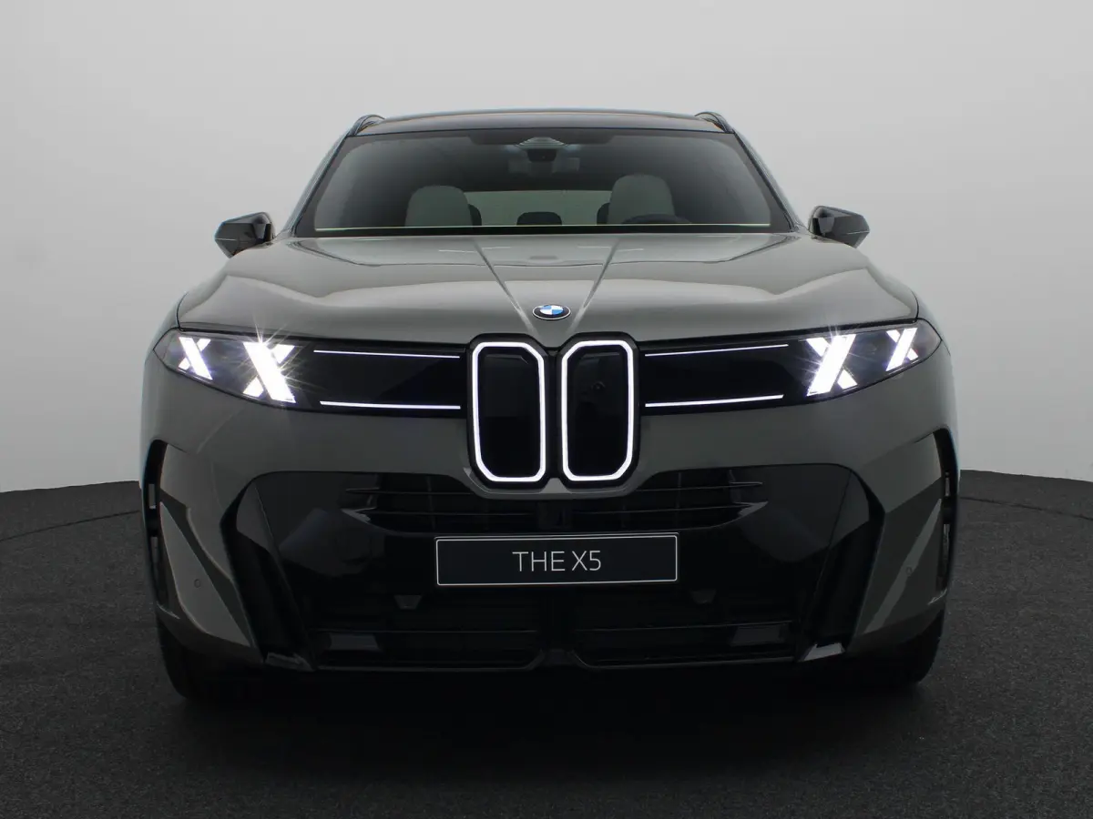 40 xDrive | M Sportpakket Pro | Trekhaak | Automatische deuren | Bowers & Wilkins | Passenger screen