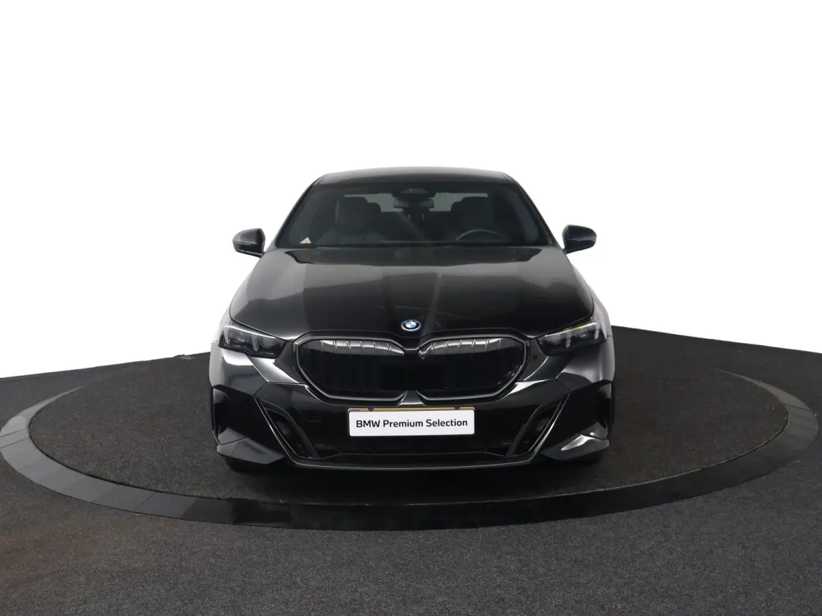 530e M Sport Edition | SOH 100% | M Sportpakket Pro | Panoramadak | Driving Assistant Plus | Parking Assistant Plus | Harman Kardon