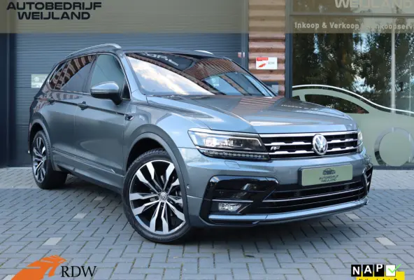 1.5 TSI Highline Business R NIEUWSTAAT I 1ste eig. I 5P I R-line I Keyless I Trekhaak 1800KG I 20" I Virtual I Camera I Leer I Sportonderstel I