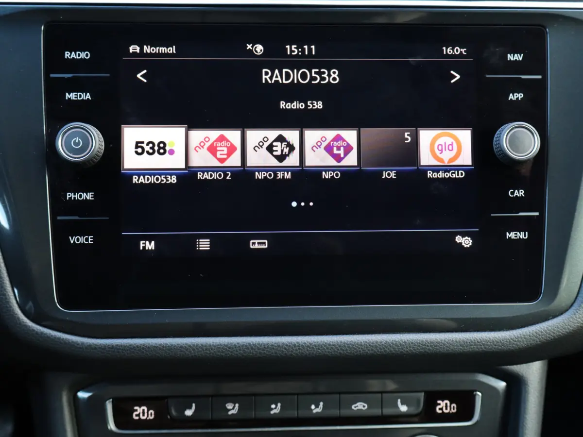 1.5 TSI Highline Business R NIEUWSTAAT I 1ste eig. I 5P I R-line I Keyless I Trekhaak 1800KG I 20" I Virtual I Camera I Leer I Sportonderstel I