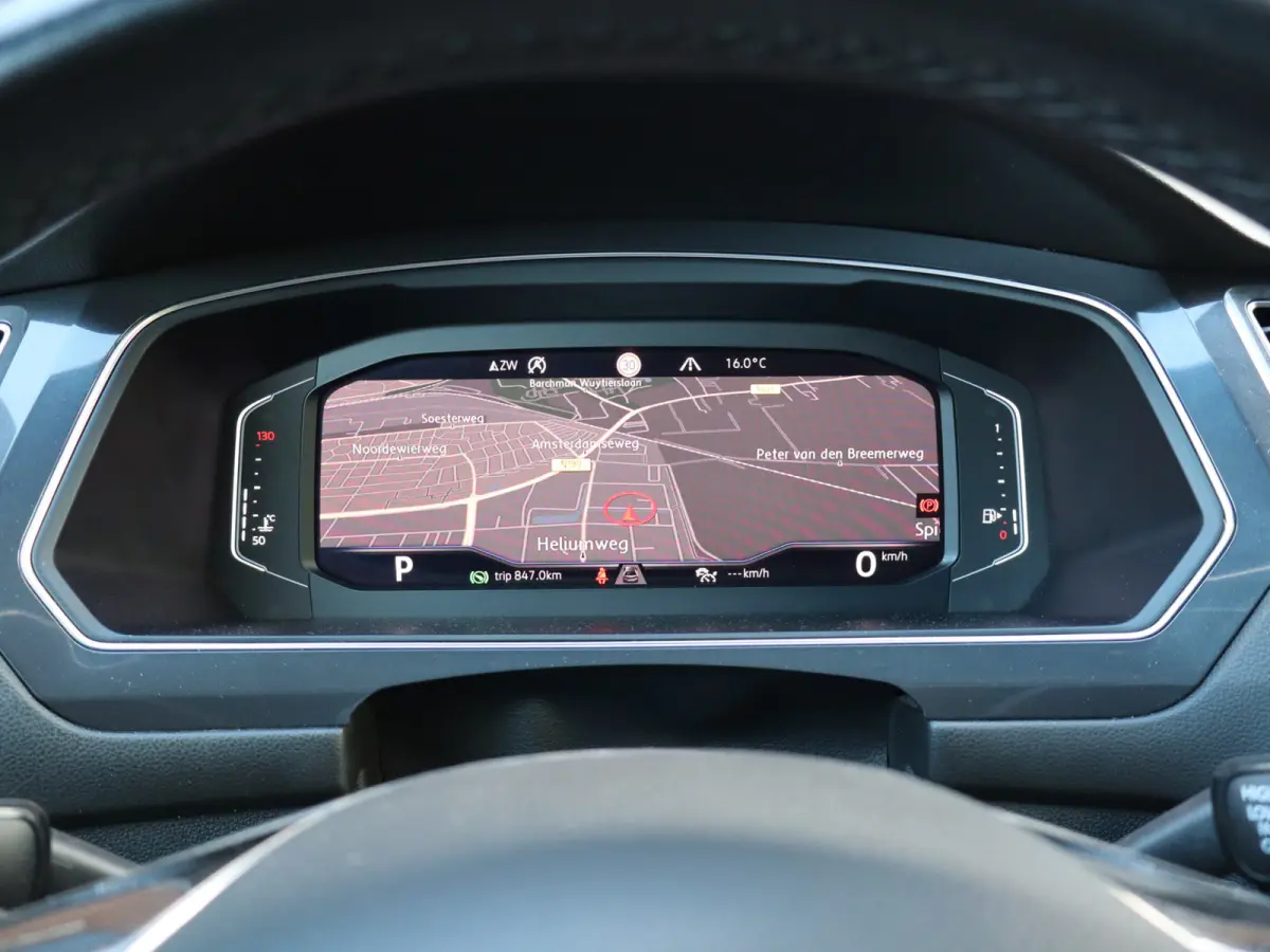 1.5 TSI Highline Business R NIEUWSTAAT I 1ste eig. I 5P I R-line I Keyless I Trekhaak 1800KG I 20" I Virtual I Camera I Leer I Sportonderstel I