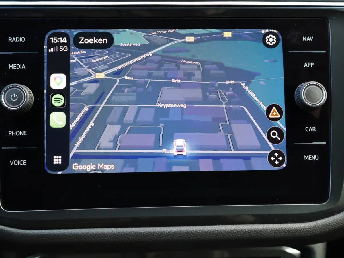 1.5 TSI Highline Business R NIEUWSTAAT I 1ste eig. I 5P I R-line I Keyless I Trekhaak 1800KG I 20" I Virtual I Camera I Leer I Sportonderstel I