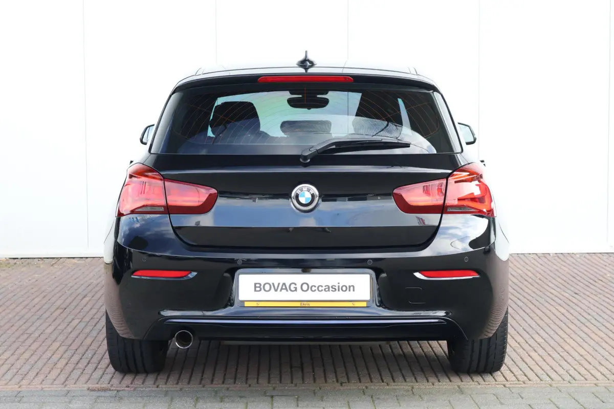 118i Edition Sport Line Shadow Executive | PDC | Climate Control | Navigatie | Hifi | 17'' LM |