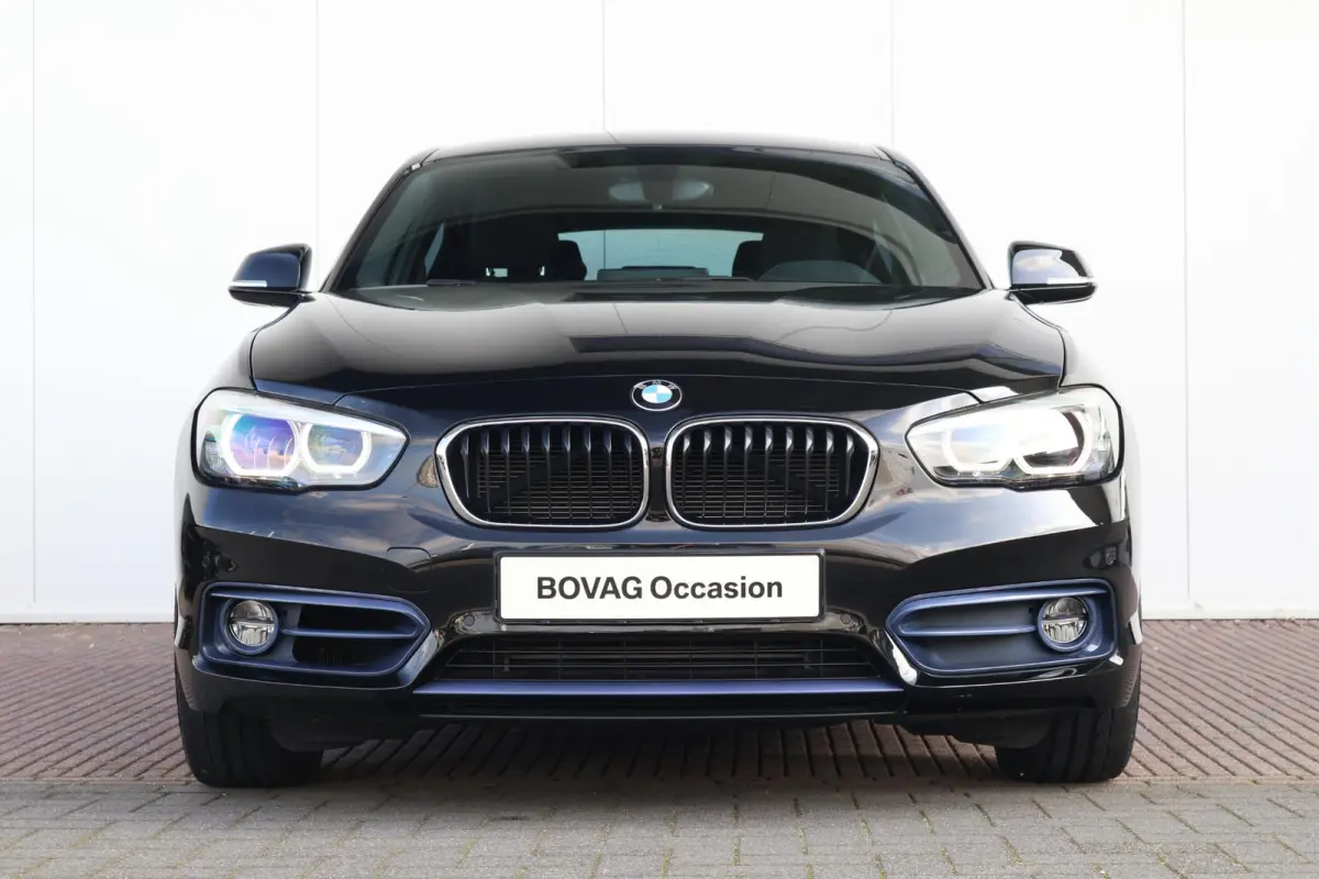 118i Edition Sport Line Shadow Executive | PDC | Climate Control | Navigatie | Hifi | 17'' LM |
