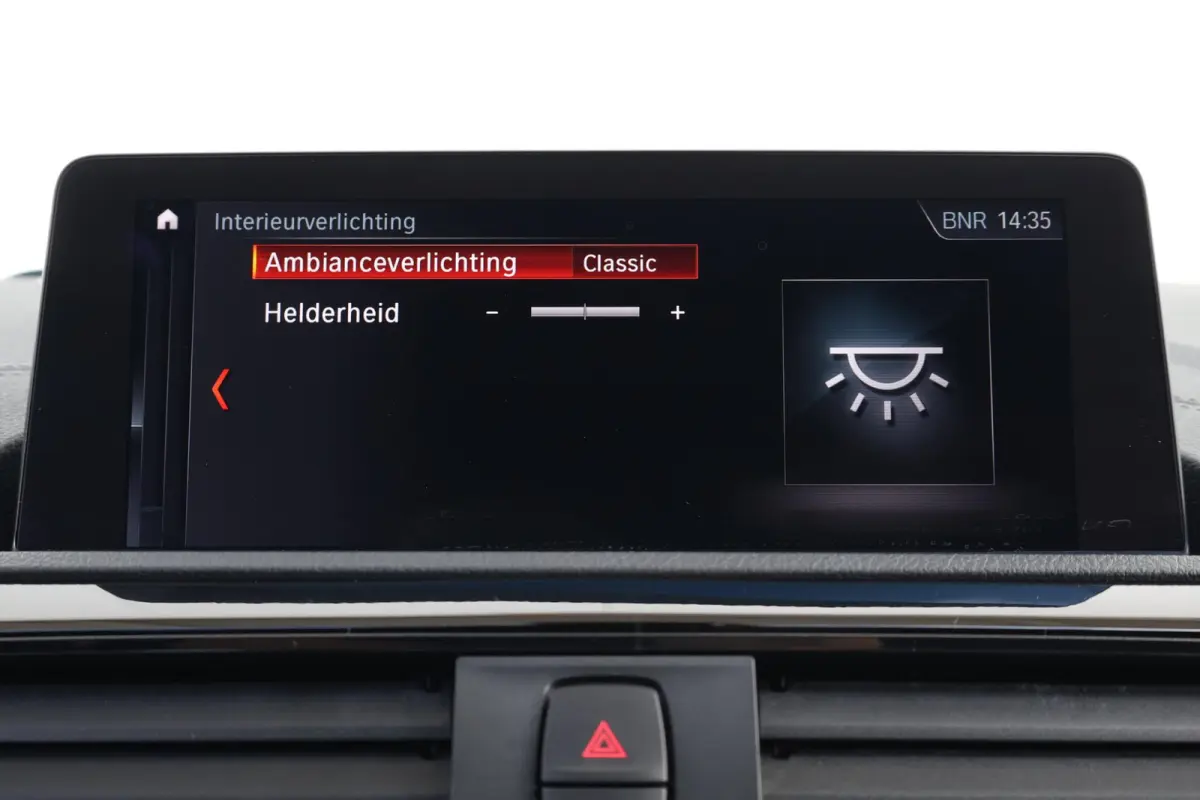 118i Edition Sport Line Shadow Executive | PDC | Climate Control | Navigatie | Hifi | 17'' LM |
