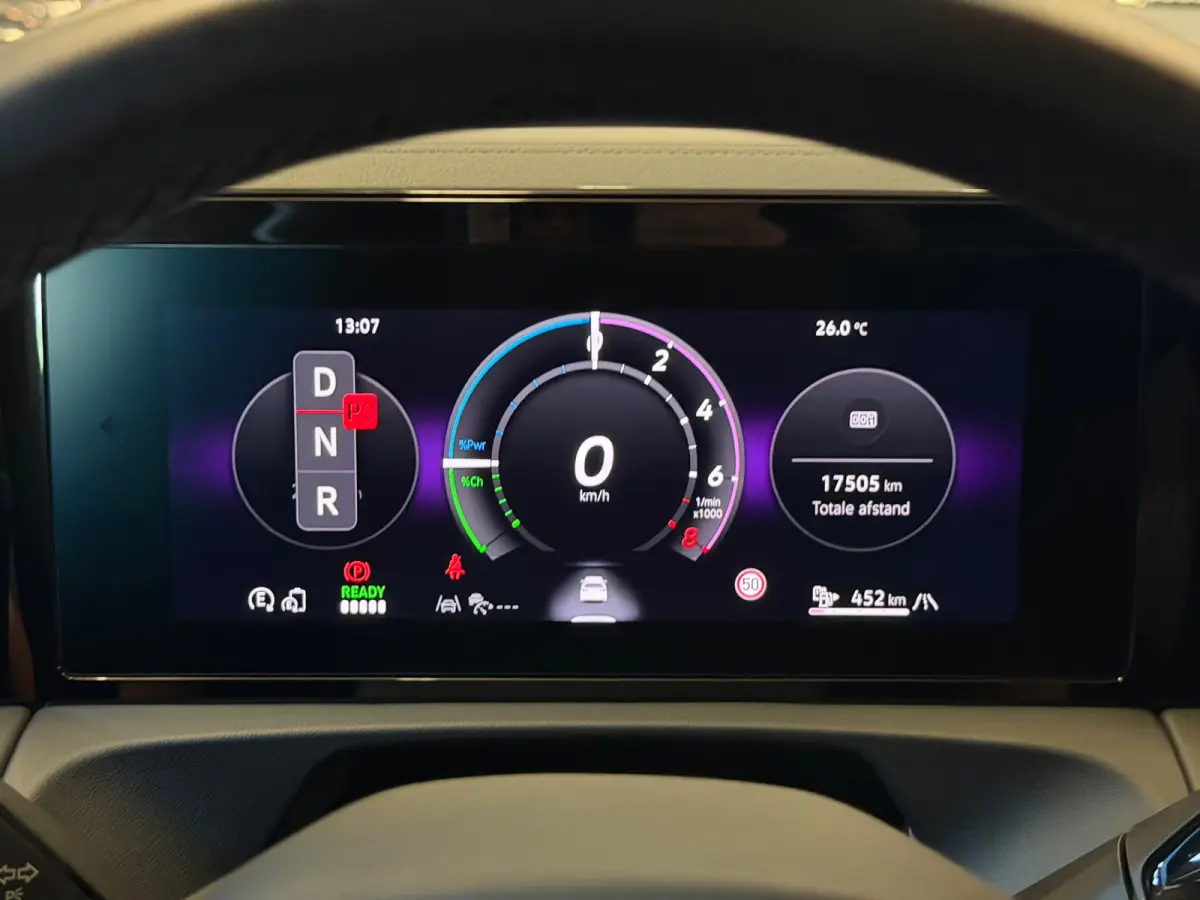 1.5 eHybrid R-Line Edition|Pano|Full options
