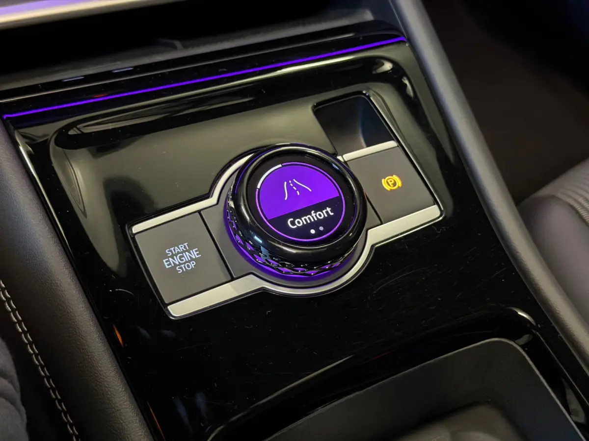 1.5 eHybrid R-Line Edition|Pano|Full options