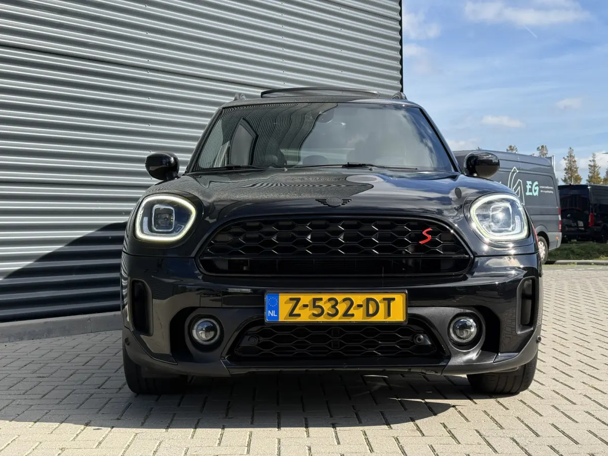 1.5 Cooper ALL4 YOURS Pano/Leder/Camera/Apple