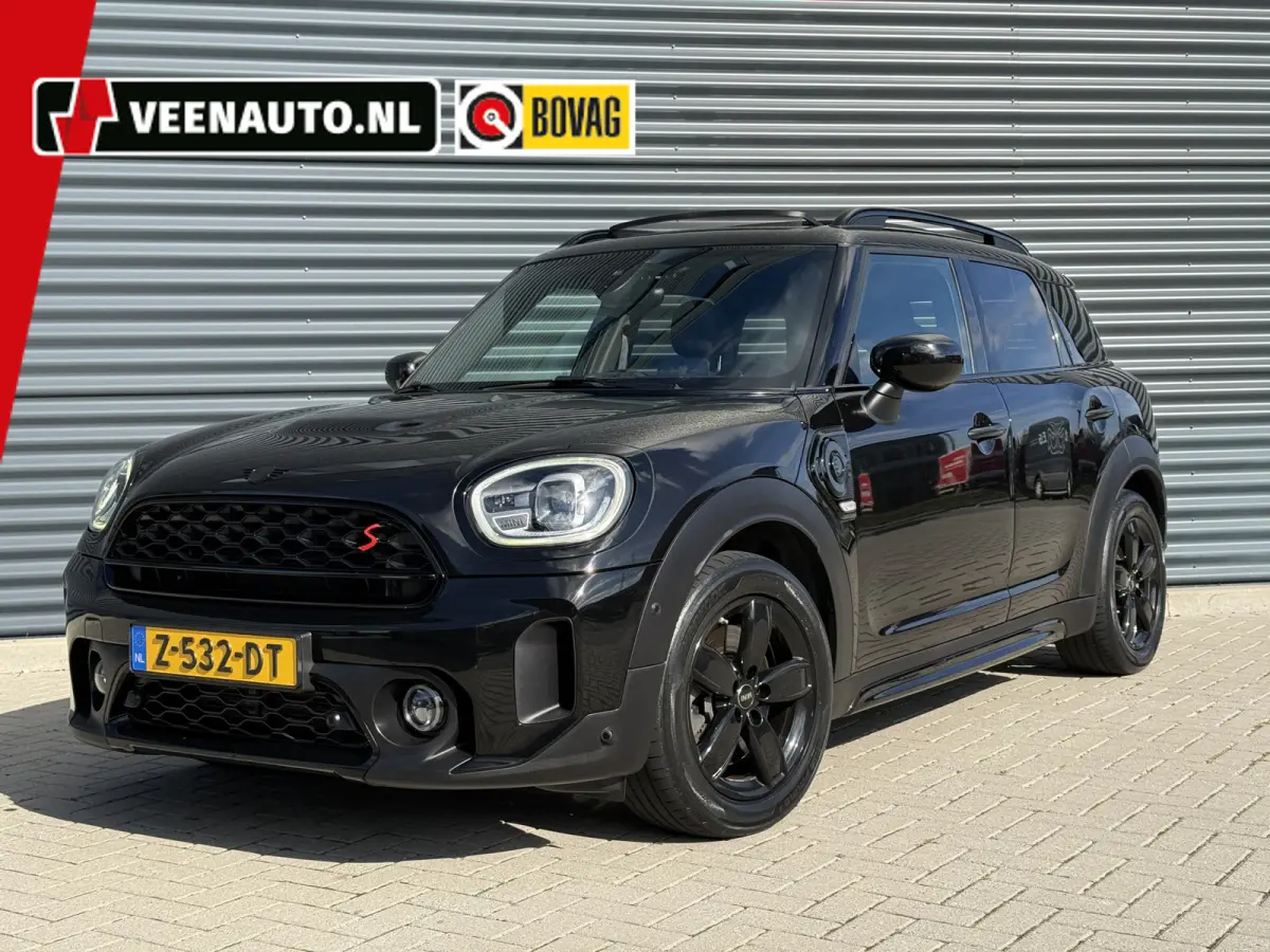 1.5 Cooper ALL4 YOURS Pano/Leder/Camera/Apple