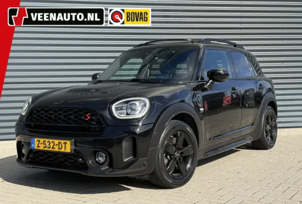1.5 Cooper ALL4 YOURS Pano/Leder/Camera/Apple