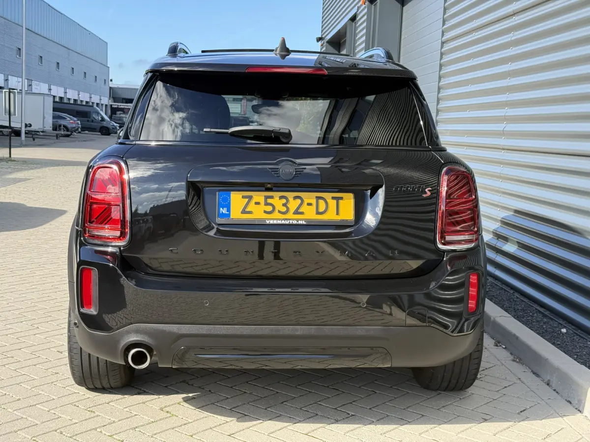 1.5 Cooper ALL4 YOURS Pano/Leder/Camera/Apple