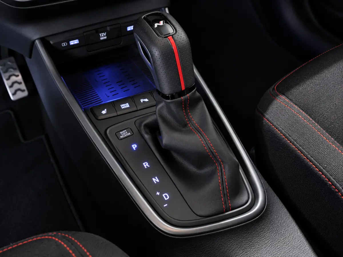 1.0 T-GDI N Line | BOSE | Stoel- en stuurverw.