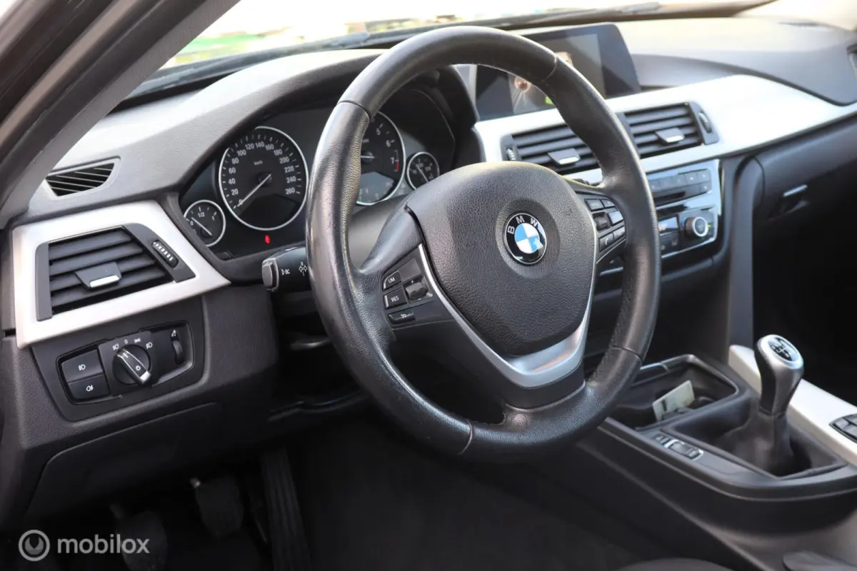 318i Led/Navi