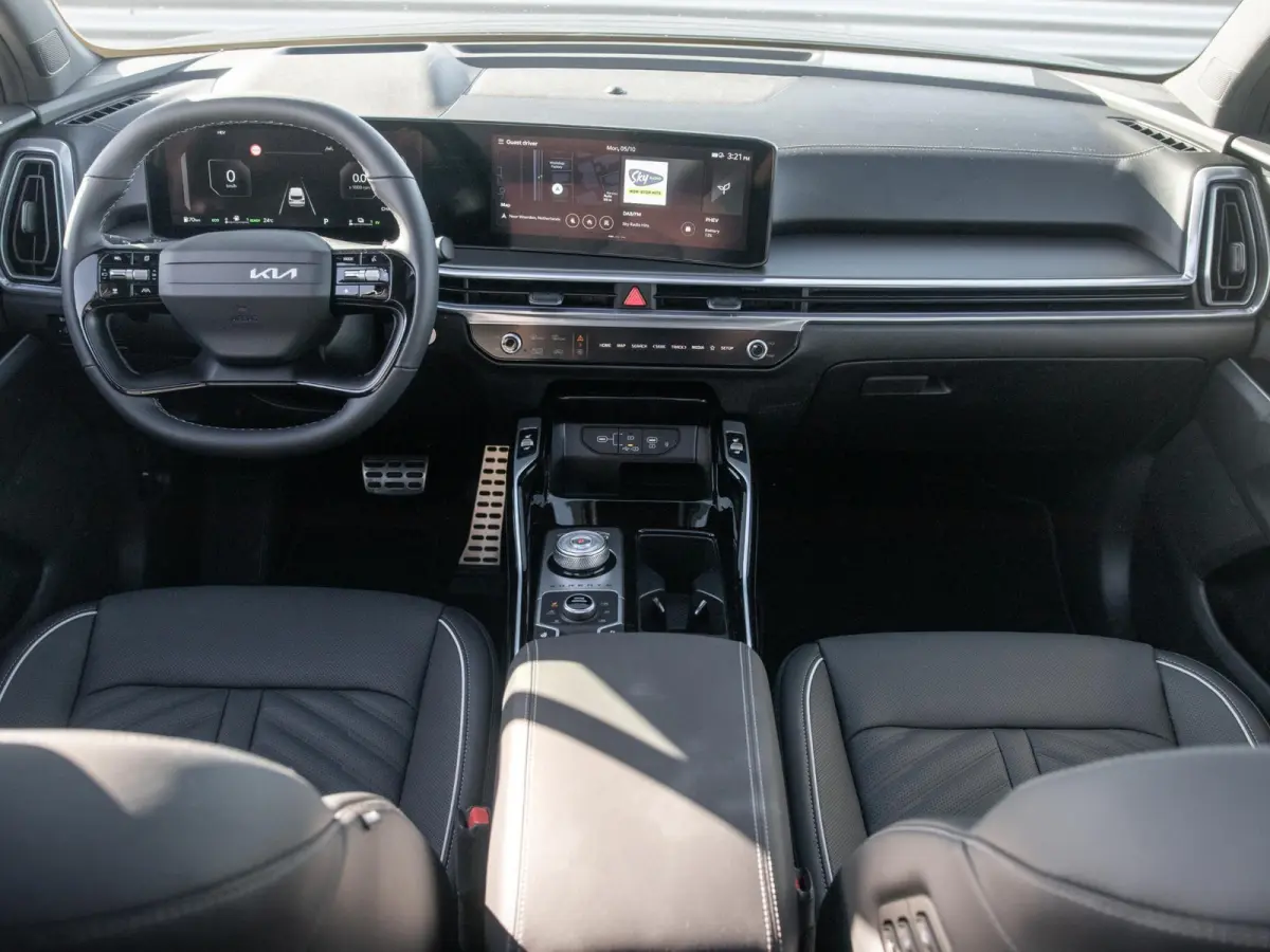 1.6 T-GDi Plug-in Hybrid 4WD ExecutiveLine 7p | Actieprijs* | Navi. | Clima. | Stoel&Stuur Verwarming | Panodak | Dodehoekassistentie | Parkeersensoren | Bose Sound Systeem