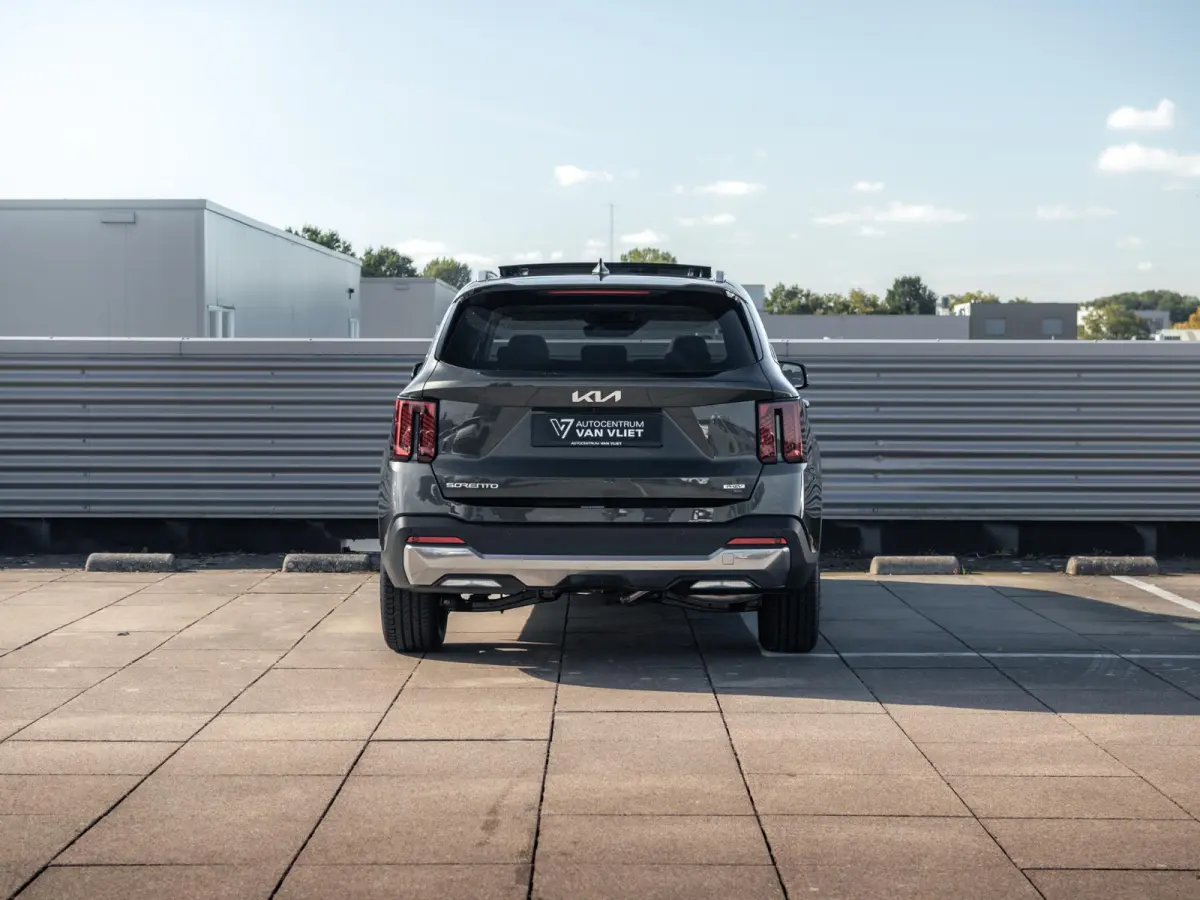 1.6 T-GDi Plug-in Hybrid 4WD ExecutiveLine 7p | Actieprijs* | Navi. | Clima. | Stoel&Stuur Verwarming | Panodak | Dodehoekassistentie | Parkeersensoren | Bose Sound Systeem