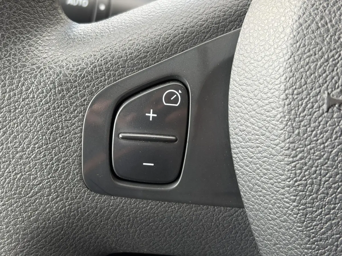 1.6 dCi T29 L2H1 Comfort*HAAK*CAM*ECC*CRUISE*LED*