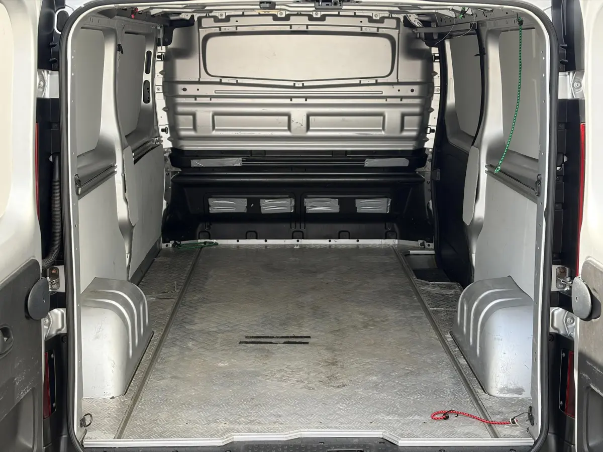1.6 dCi T29 L2H1 Comfort*HAAK*CAM*ECC*CRUISE*LED*