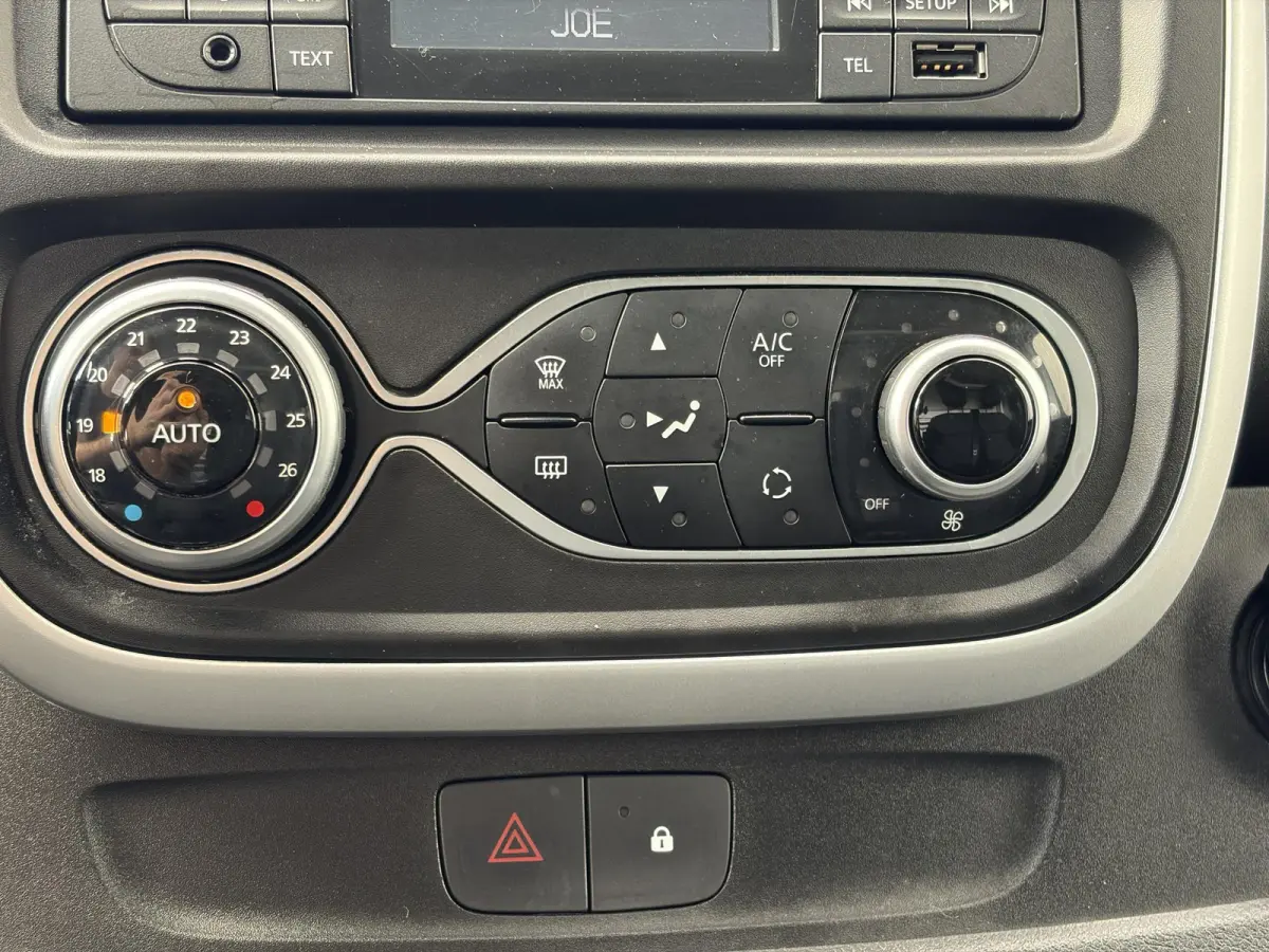 1.6 dCi T29 L2H1 Comfort*HAAK*CAM*ECC*CRUISE*LED*
