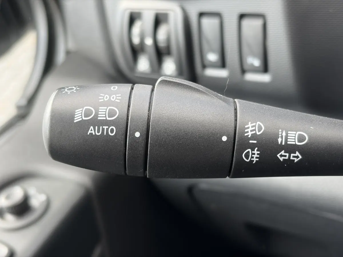1.6 dCi T29 L2H1 Comfort*HAAK*CAM*ECC*CRUISE*LED*
