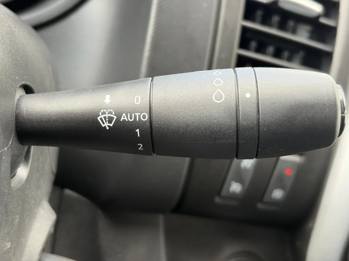 1.6 dCi T29 L2H1 Comfort*HAAK*CAM*ECC*CRUISE*LED*