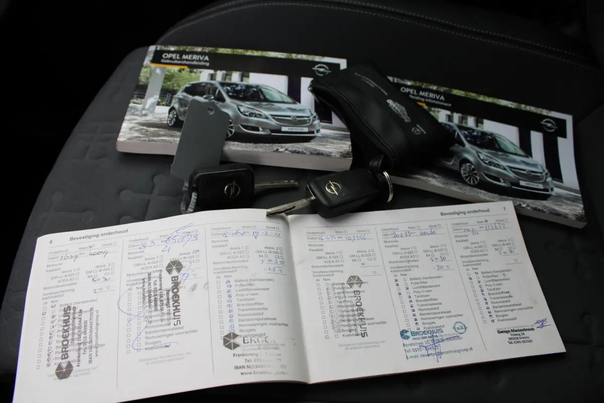 1.4 Turbo Blitz|Navigatie|Camera|Trekhaak|Stoel en Stuur verw.|Pdc|Cruise controle