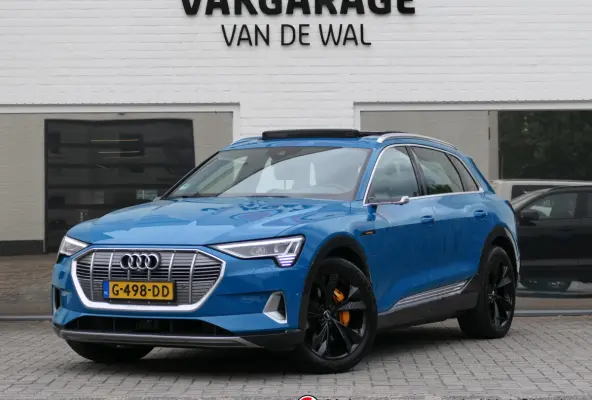 e-tron 55 quattro advanced 95 kWh | 360°-camera | Trekhaak | 21-inch velgen | Apple-/Android Carplay | Elektrische achterklep | Memory | bang & olufsen | Acc |