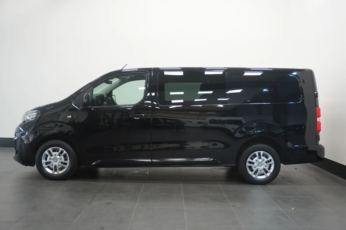 2.0 BlueHDI 145PK L3 Dubbel Cabine EURO 6 - Airco - Navi - Cruise - €15.900,- Excl.
