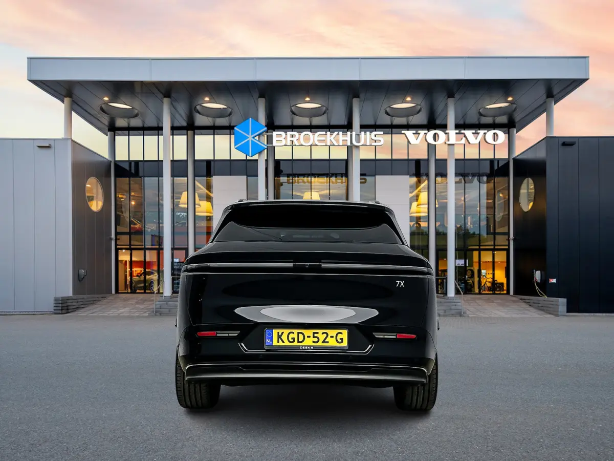 Privilege 100 kWh | 21" | Panoramadak | Luchtvering | Premium Audio | Elektr. portieren | Stoelventilatie / massage | Elektr. verst. Nappa Stoelen + Stuurwiel | 3D Camera | Groot Head-Up