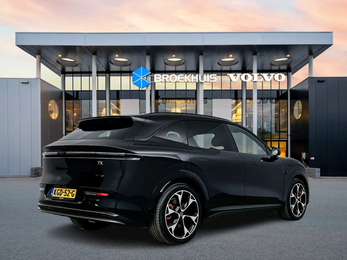 Privilege 100 kWh | 21" | Panoramadak | Luchtvering | Premium Audio | Elektr. portieren | Stoelventilatie / massage | Elektr. verst. Nappa Stoelen + Stuurwiel | 3D Camera | Groot Head-Up