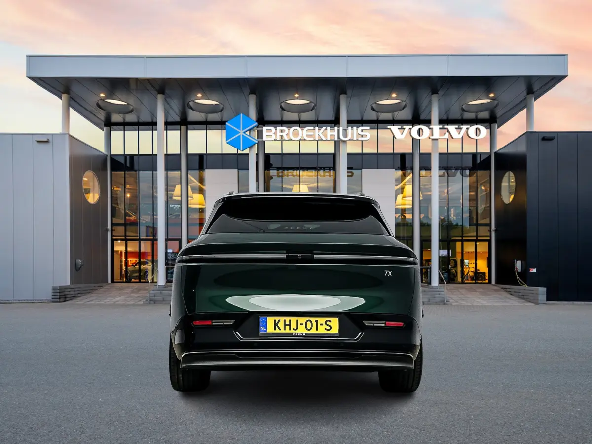 Privilege 100 kWh | 21" | Panoramadak | Luchtvering | Premium Audio | Elektr. portieren | Stoelventilatie / massage | Elektr. verst. Nappa Stoelen + Stuurwiel | 3D Camera | Groot Head-Up