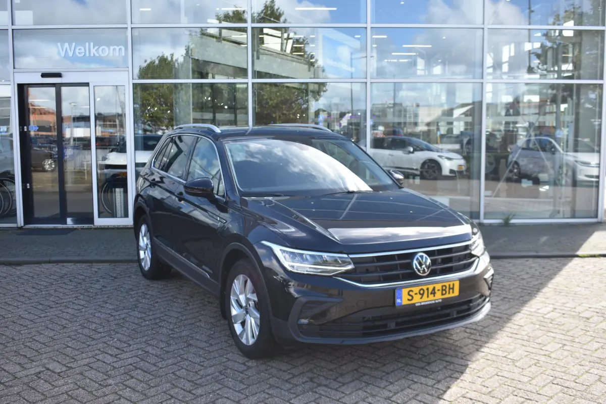 1.5 TSI 150PK DSG-7 Life | TREKHAAK | NAVI BY APP | CAMERA | ADAPT. CRUISE | STOEL + STUURVERW.