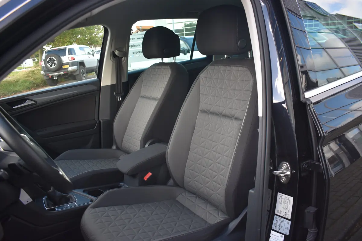 1.5 TSI 150PK DSG-7 Life | TREKHAAK | NAVI BY APP | CAMERA | ADAPT. CRUISE | STOEL + STUURVERW.