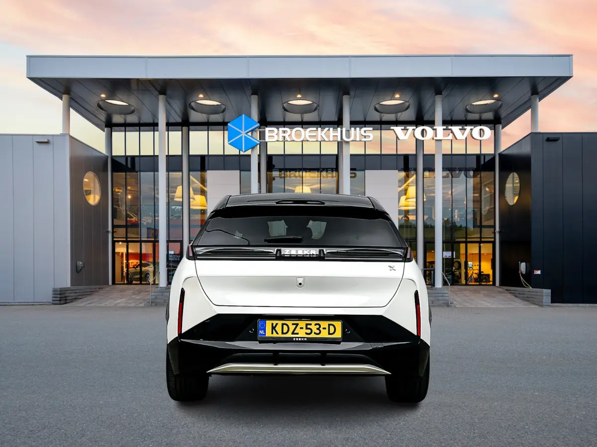 RWD Long Range 69 kWh | 19" | Panoramadak | Head-Up | Elektr. verst. Stoelen | 360 Camera | Keyless | Stoel/Stuurverwarming | Warmtepomp | ACC | BLIS