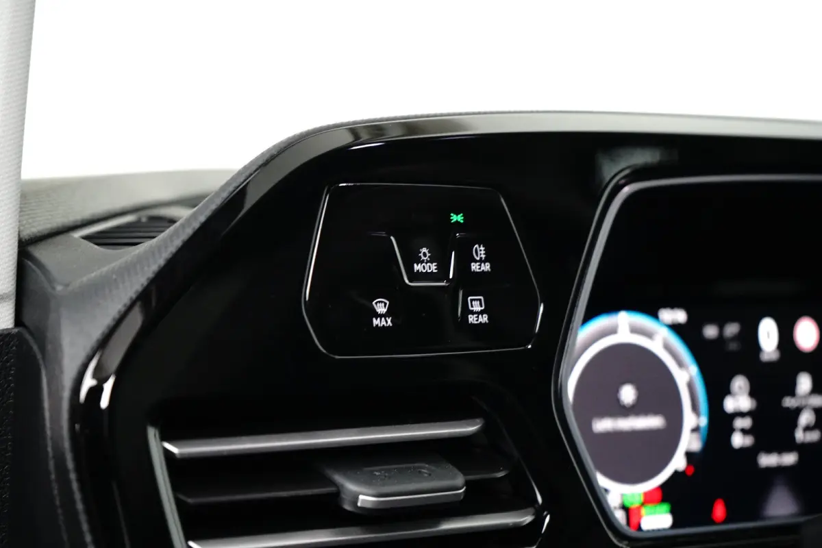 Maxi 1.5 eHybrid 150 pk DSG-6 Life | Achteruitrijcamera | Cruise control adaptief | Apple Carplay |