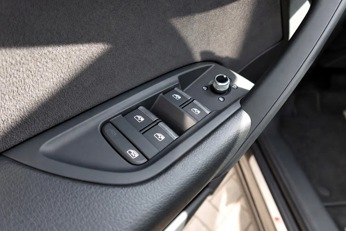 50 TFSI e S edition PANO 360 KEYLESS