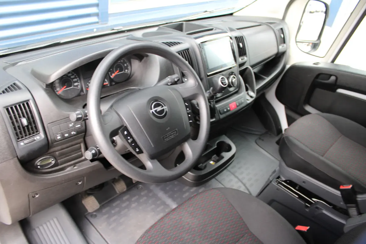 L4H2 2.2D 140 PK | APPLE CARPLAY/\ANDROID AUTO | DAB | 3 ZITS |