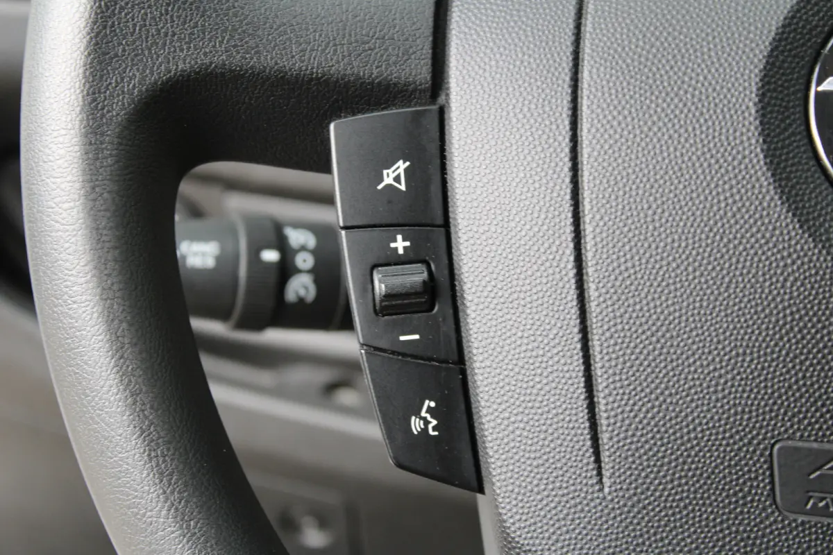 L4H2 2.2D 140 PK | APPLE CARPLAY/\ANDROID AUTO | DAB | 3 ZITS |