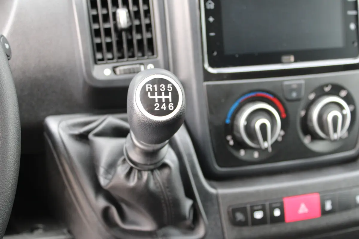 L4H2 2.2D 140 PK | APPLE CARPLAY/\ANDROID AUTO | DAB | 3 ZITS |